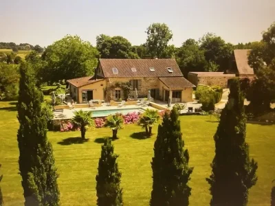 Domaine-du-Valfeeric-quotOstal-Familhaquot-8211-Saint-Sulpice-d039Excideuil_3304687