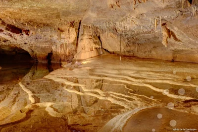 Dor039Lot-Emerveille-Visite-Thematique-des-Grottes-de-Lacave-8211-Lacave_3623138