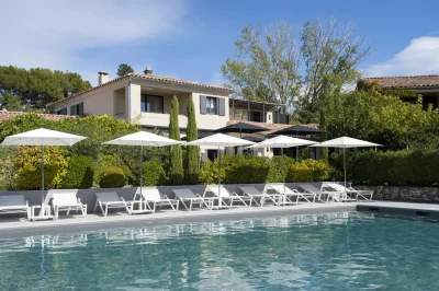 Du-Cote-des-Olivades-8211-Paradou_2556693