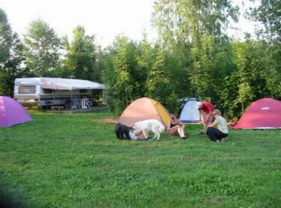 EARL-Lo-Casau-8211-Camping-Poublan-8211-Artigueloutan_2820770
