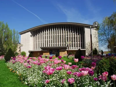 EGLISE-NOTRE-DAME-AU-CIERGE_328385