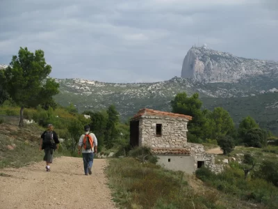 EVANA-8211-Randonnees-et-balades-a-pied-en-Provence_449759