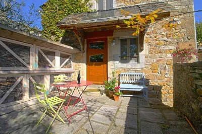 Eco-gite-Aveyron-8211-Rodelle_2240021