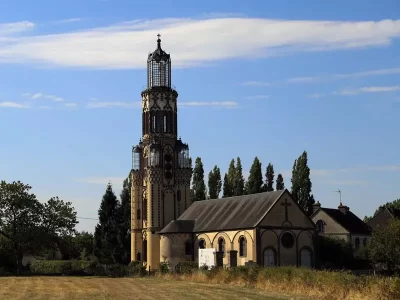 Eglise-Notre-Dame-de-la-Salette_555598