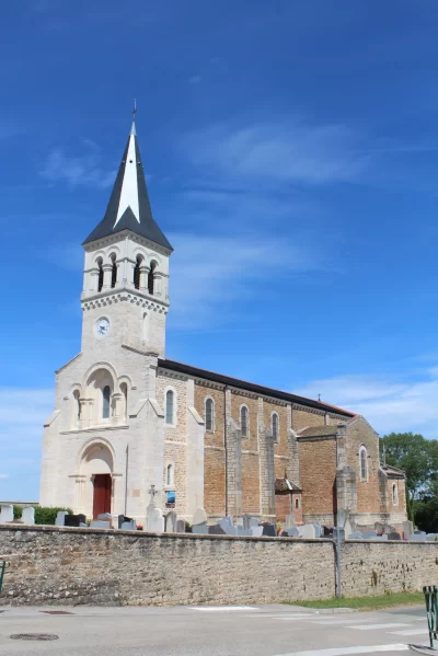 Eglise-Saint-Denis-de-Cruzilles-les-Mepillat_350779