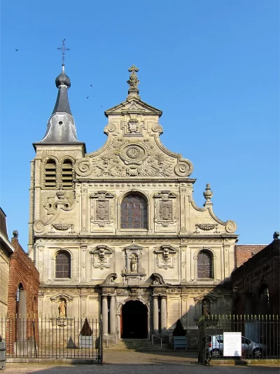 Eglise-Saint-Martin-du-Cateau_553396