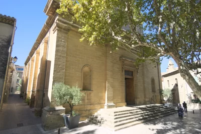 Eglise-Saint-Maurice-de-Pelissanne_663331