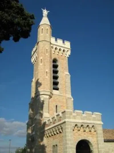 Eglise-Saint-Pierre-et-son-clocher-8211-Peyriere_2799585