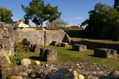 Eglise-Saint-Saturnin-de-la-Libarde-8211-Bourg_2587570