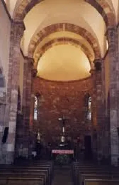 Eglise-romane-Saint-Blaise-de-Clairvaux-8211-Clairvaux-d039Aveyron_2243739