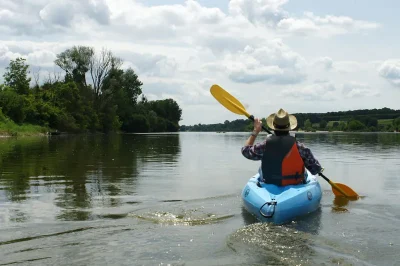 En-canoe-a-la-voile8230-la-Loire-et-ses-secrets-sur-l039Eco-Patriloire-8211-Saint-Dye-sur-Loire_2563815
