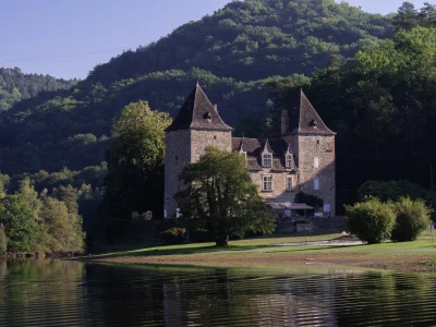 Entre-le-Doustre-et-la-Dordogne-8211-Argentat-sur-Dordogne_3712435