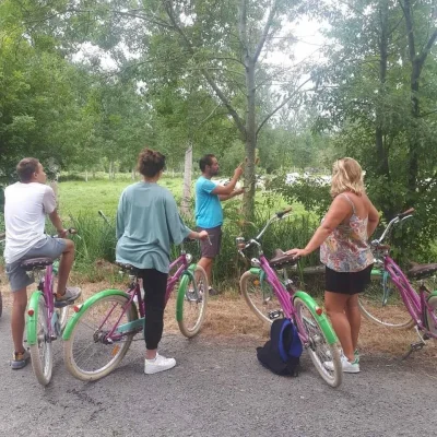 Escapade-velo-de-la-Venise-Verte-avec-Original-Velo-Tour-au-depart-de-Coulon-8211-24-07-2025-8211-Coulon_2679478