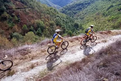 Espace-VTT-FFC-039Entre-Gorges-Lot-et-Truyere039-8211-Entraygues-sur-Truyere_2227178-1