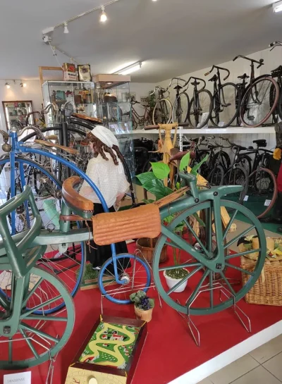 Exposition-Moto-Velo-Retro-8211-Neuville-de-Poitou_2577703