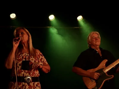 Festival-La-Semaine-Acadienne-Concert-de-Sussie-Arvesen-et-Terry-Bradford-8211-15-08-2025-8211-Courseulles-sur-Mer_2299265