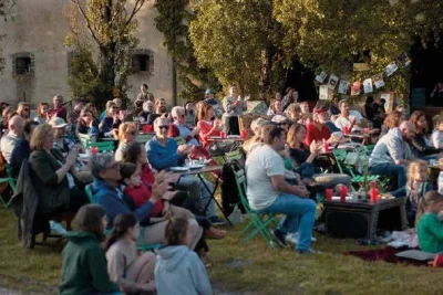 Festival-Les-Planches-Felees-10eme-edition-avec-la-Jeune-Cie-du-Theatre-de-l039Escabeau-8211-14-05-2026-8211-Briare_3465101