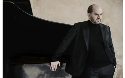 Festival-Ravel-Fleur-Barron-mezzo-soprano-Aliya-Vodovozova-flute-Clara-Jumi-Kang-violon-Jean-Guihen-Queyras-violoncelle-Bertrand-Chamayou-piano-Kirill-8211-01-09-2025-8211-Urrugne_2976387