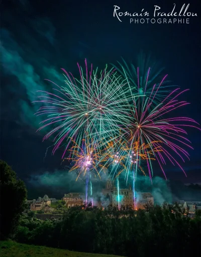 Feu-d039artifice-d039Uzerche-8211-13-07-2025-8211-Uzerche_2672107
