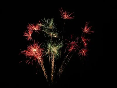 Feu-d039artifice-de-Douelle-8211-15-08-2025-8211-Douelle_2717462