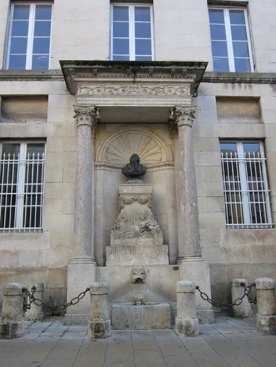 Fontaine-Bouchardon-8211-Chaumont_3517421