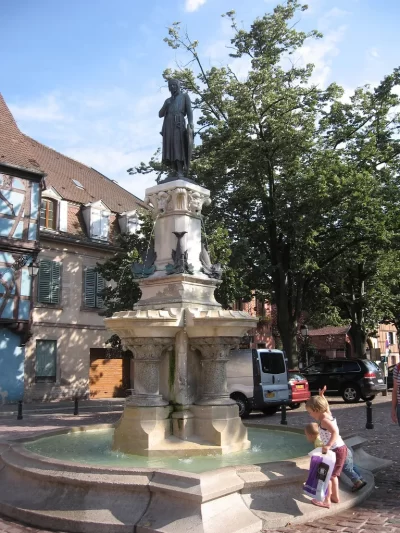Fontaine-Roesselmann_633633