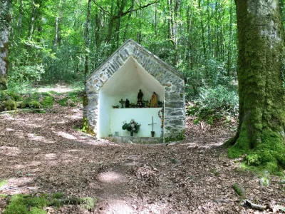 Fontaine-chapelle-de-Grigeas-8211-Domps_2647152