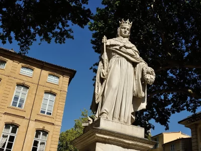 Fontaine-du-Roi-Rene_665566