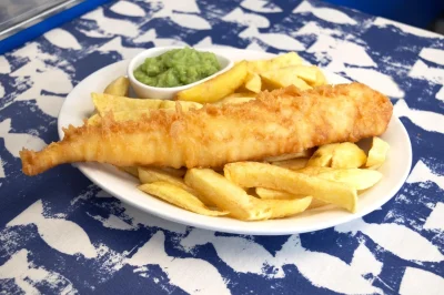 Food-Truck-8211-Village-Chippy-8211-Cussac_2654042