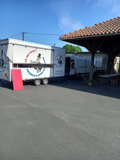 Food-Truck-Oh-My-Lord-Franck039s-Fish-and-Chips-8211-Argentonnay_3229893