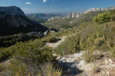 GEMENOS-8211-Le-sentier-de-la-glaciere-8211-Gemenos_2804140