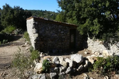 GEMENOS-8211-Le-sentier-du-Limbert-par-les-Cabrelles-8211-Gemenos_2864054