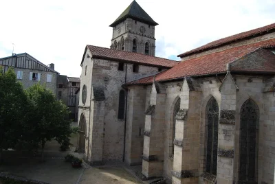 GRP®-Monts-et-Barrages-en-Limousin-8211-Etape-5-8211-De-Nedde-a-Eymoutiers-8211-Nedde_2698647