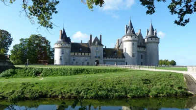 GRP®-Sentier-historique-de-la-Vallee-des-Rois-Nevoy-a-Bonny-sur-Loire-a-St-Denis-de-l039hotel-8211-Nevoy_3306129