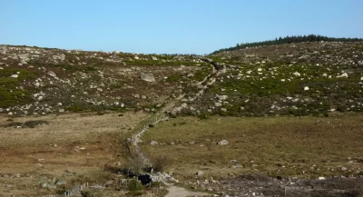 GR®-de-Pays-Tour-des-Monts-d039Aubrac-De-la-Baume-a-Bonnecombe-8211-Prinsuejols-Malbouzon_3750931