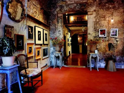 Galerie-des-Augustines-8211-Marseille-2e-Arrondissement_3100027