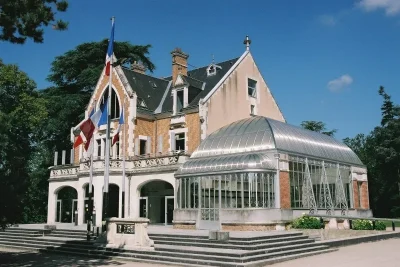 Galerie-du-Chateau-de-l039Etang-8211-Saran_3711223