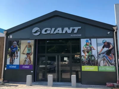 Giant-store-Aubagne_429953