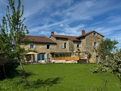Gite-D039Etape-Le-Relais-De-La-Bourrache-8211-Lunan_2437495
