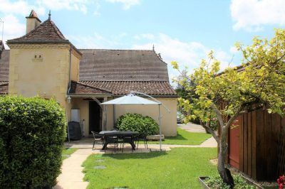 Gite-La-Bourgatie_93900