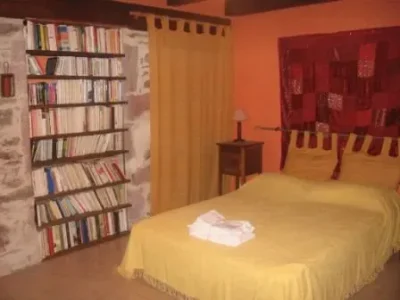 Gite-La-Mothe-groupes-8211-Salles-Courbaties_2264085