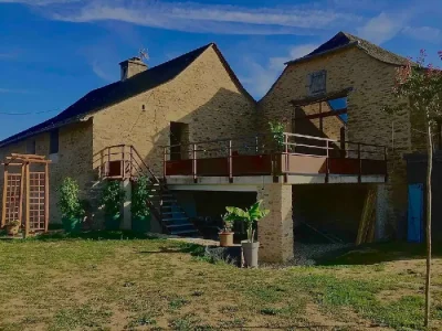 Gite-dans-un-corps-de-ferme-8211-Boussac_2247579