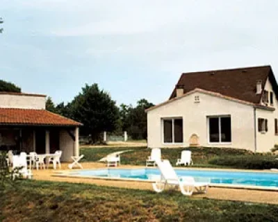 Gite-du-Pech-de-Cayrou-8211-Senaillac-Lauzes_2942095