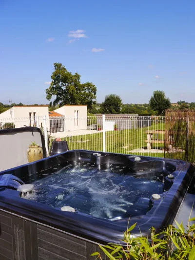 Gite-les-terres-de-l039etang-8211-Verruyes_3757188