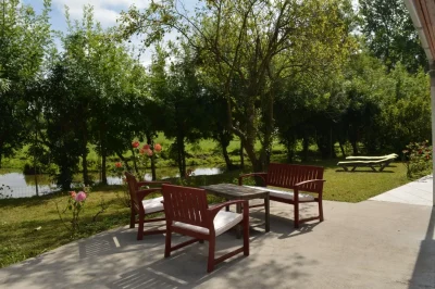 Gite-quotLa-Cabane-a-Doudouquot-8211-Le-Hameau-de-Sainte-Megrine-8211-Coulon_1538447