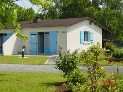 Gites-communaux-8211-village-de-vacances-8211-Coulon_2491814