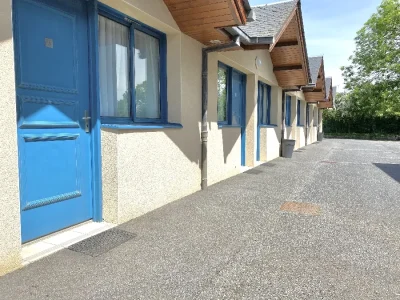 HOTEL-LAURY039S-8211-Onet-le-Chateau_2231624