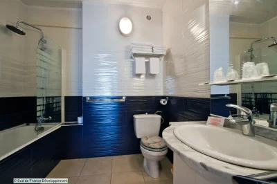 HOTEL-LE-RICHMONT-8211-Marseillan_2911782