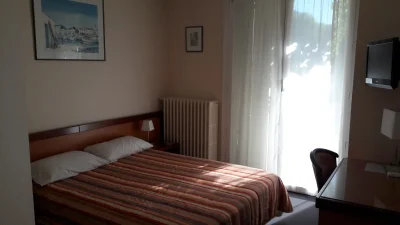 HOTEL-LES-TROENES-8211-Montpellier_2512112