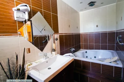 HOTEL-MON-AUBERGE-8211-Lunel_2302273